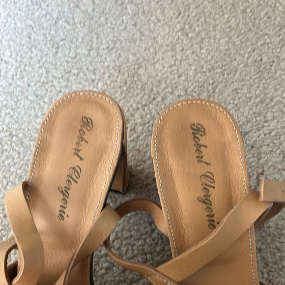 NWT ROBERT CLERGERIE caramel sandals - Picture 2 of 10